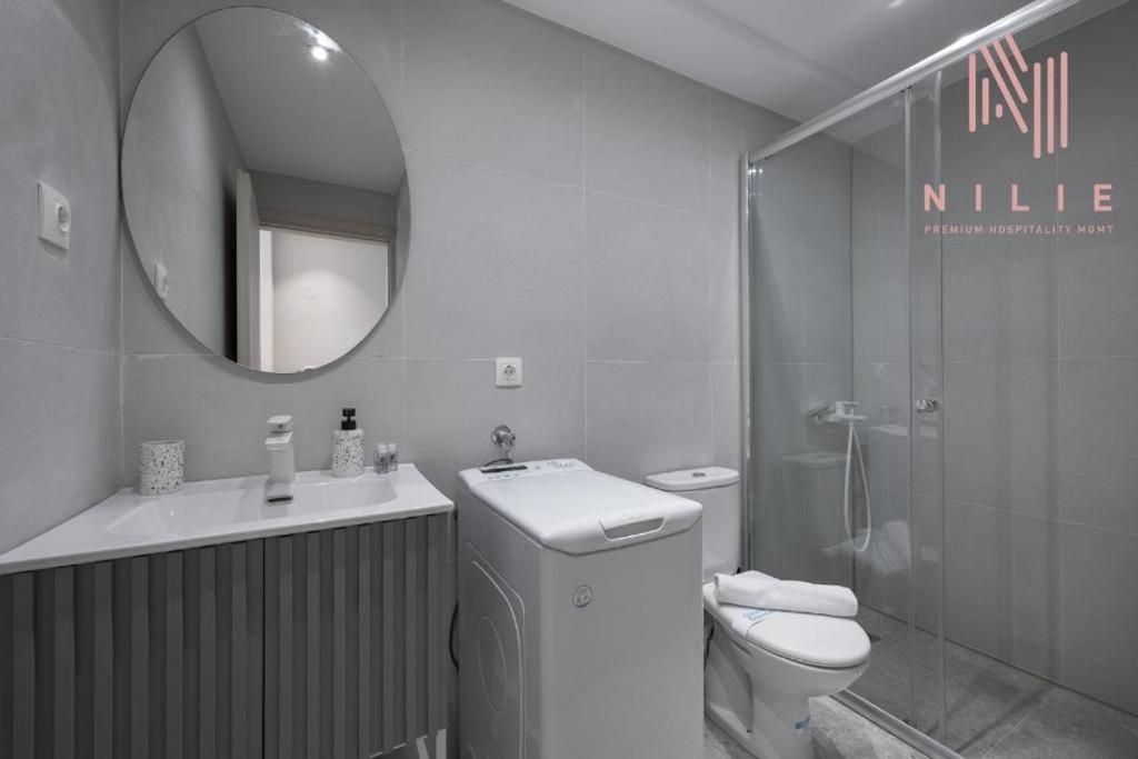 V1, Nilie Hospitality Mgmt Apartment Thessaloniki Exterior photo
